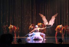 Dança de muleta - Cirque du Soleil Varekai 9