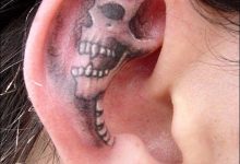43 tatuagem original nos ouvidos 21