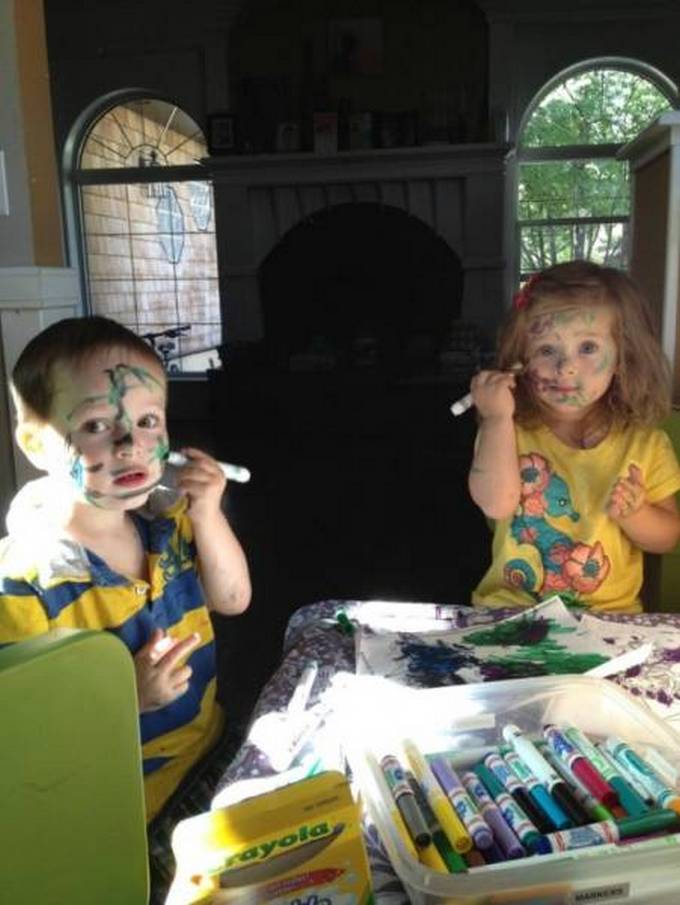 A felicidade das crianças depois de fazer sua arte (28 fotos) 7