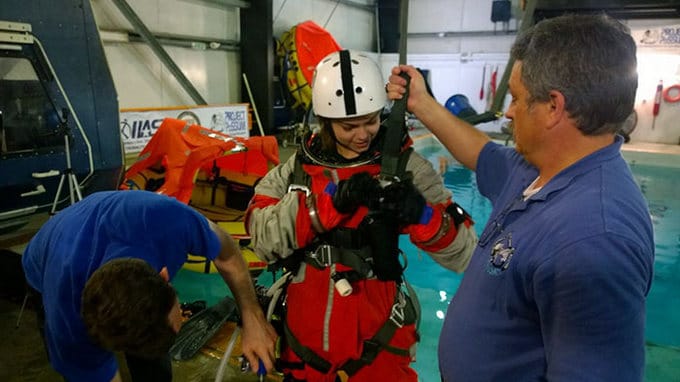 Garota de apenas 17 anos está sendo treinada pela NASA para ser a primeira pessoa em Marte 4