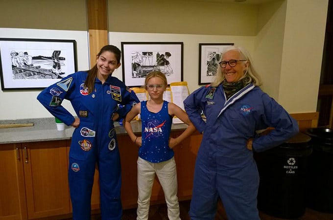 Garota de apenas 17 anos está sendo treinada pela NASA para ser a primeira pessoa em Marte 19