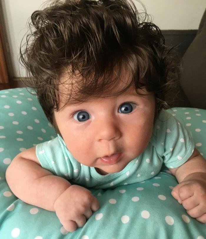 17 fotos de bebês cabeludos e enlouquecem a Internet 11