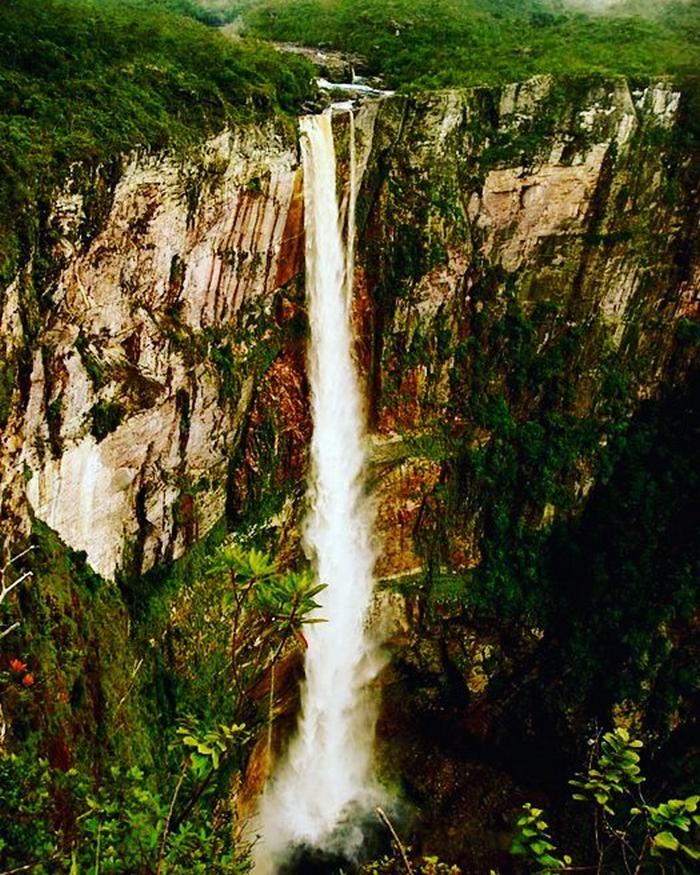 25 impressionantes cachoeiras do Brasil 23