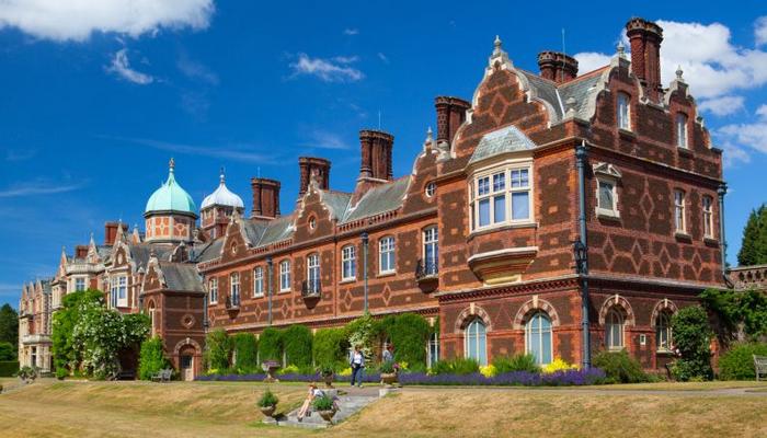 8 residências da realeza britânica que são impressionantes 7