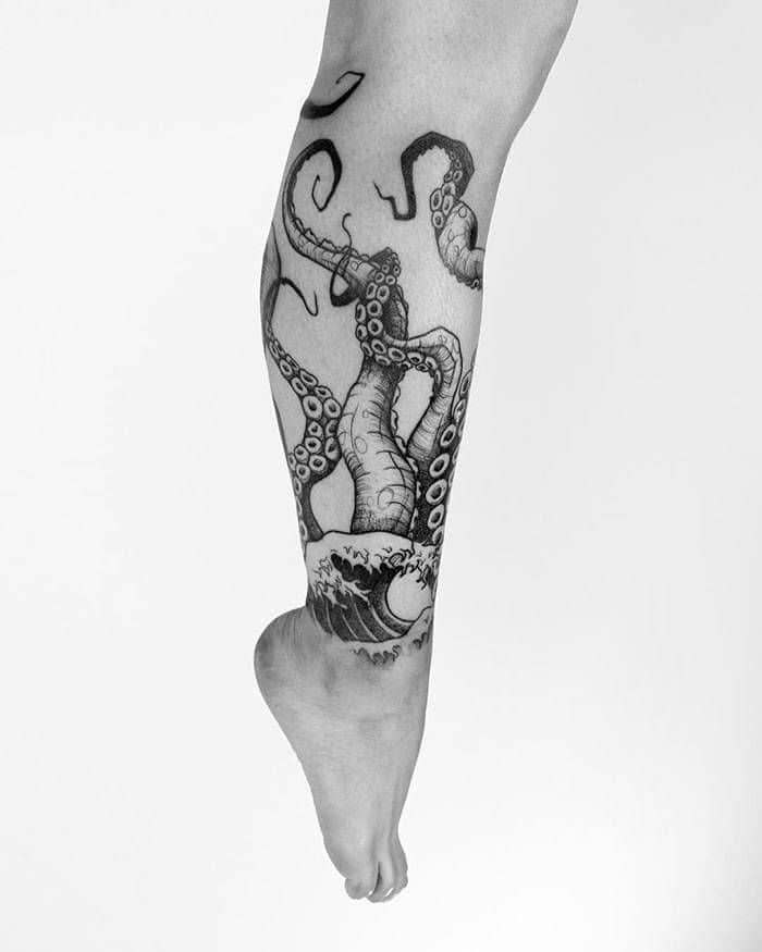 Algumas das mais incríveis tatuagens de pernas (43 fotos) 34