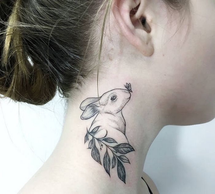 45 idéias inspiradoras de tatuagem para o pescoço e nuca 12