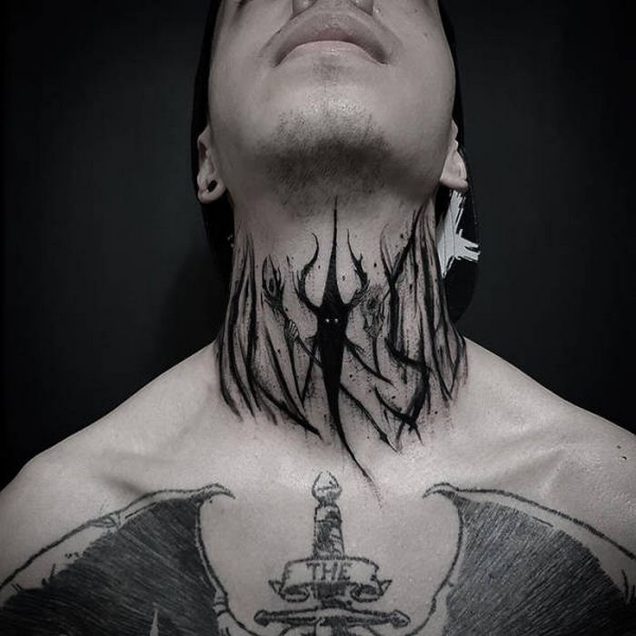 45 idéias inspiradoras de tatuagem para o pescoço e nuca 23