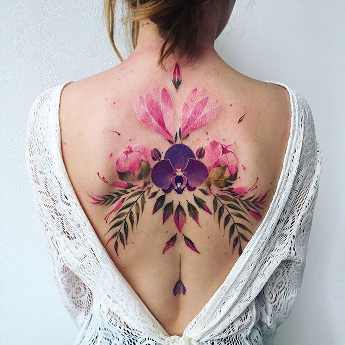 30 tatuagens impressionantes nas costas que são obras-primas 19