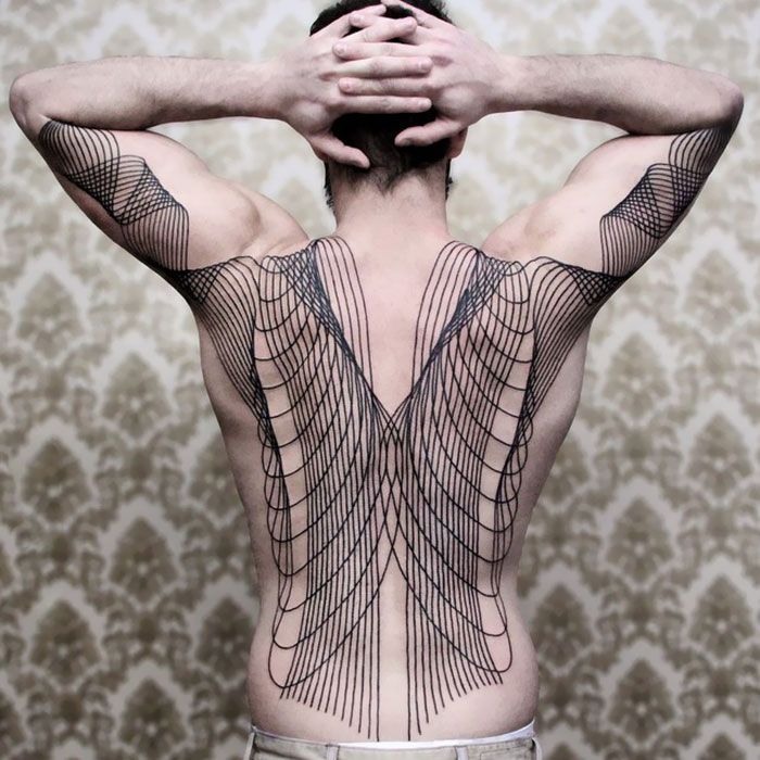 30 tatuagens impressionantes nas costas que são obras-primas 30
