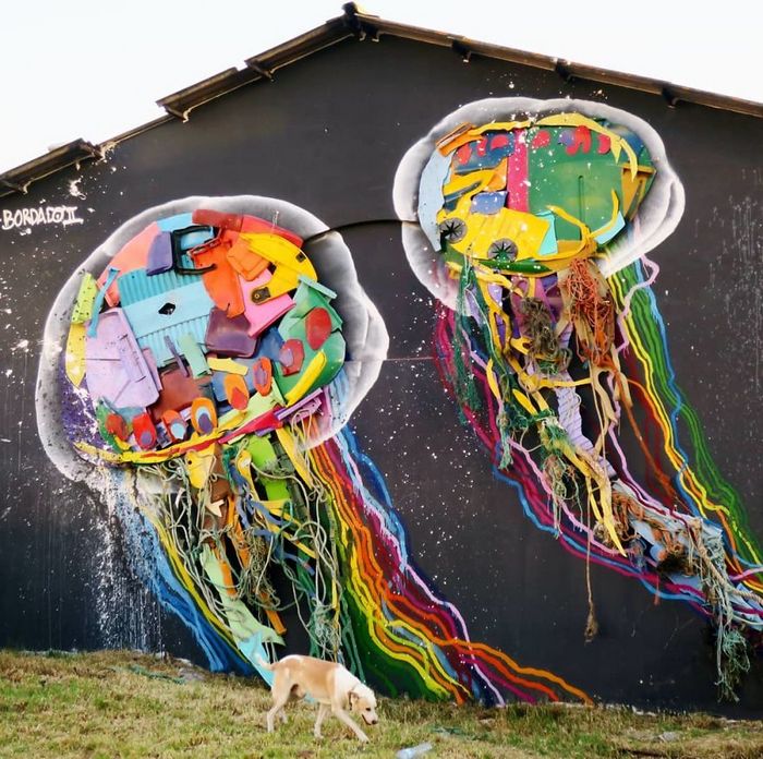 Artista transforma lixo em animais para nos lembrar sobre poluição 11