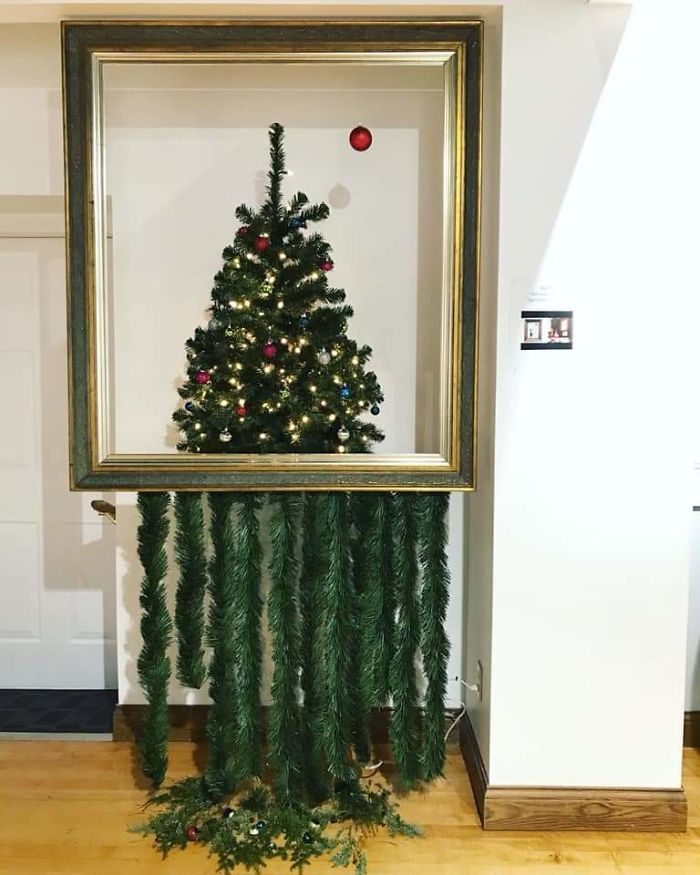 34 vezes funcionários criativos construíram árvores de Natal com temas de trabalho 12