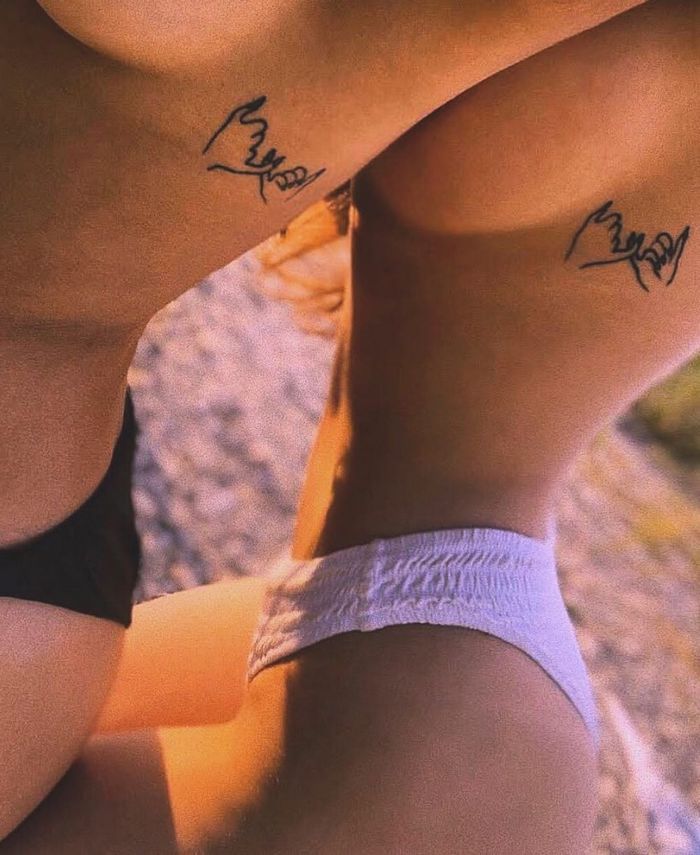 39 ideias lindas para tatuagens para irmãs e melhores amigas 5