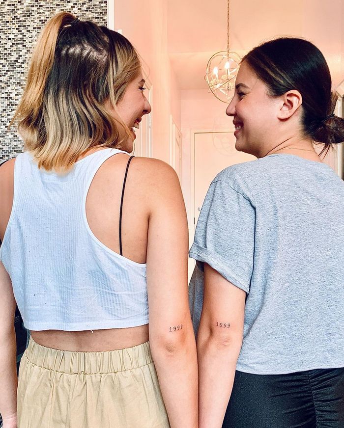 39 ideias lindas para tatuagens para irmãs e melhores amigas 14