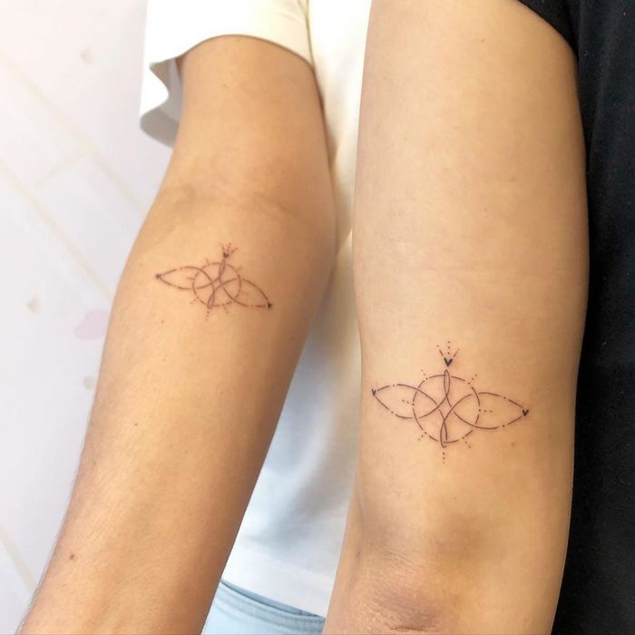 39 ideias lindas para tatuagens para irmãs e melhores amigas 20