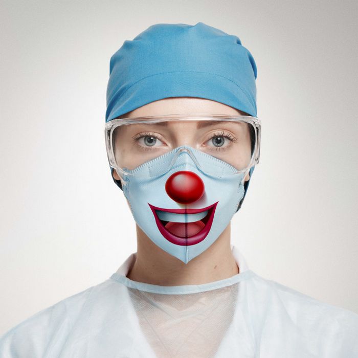 Bem a tempo do surto de coronavírus: máscaras de proteção incomuns (21 fotos) 6