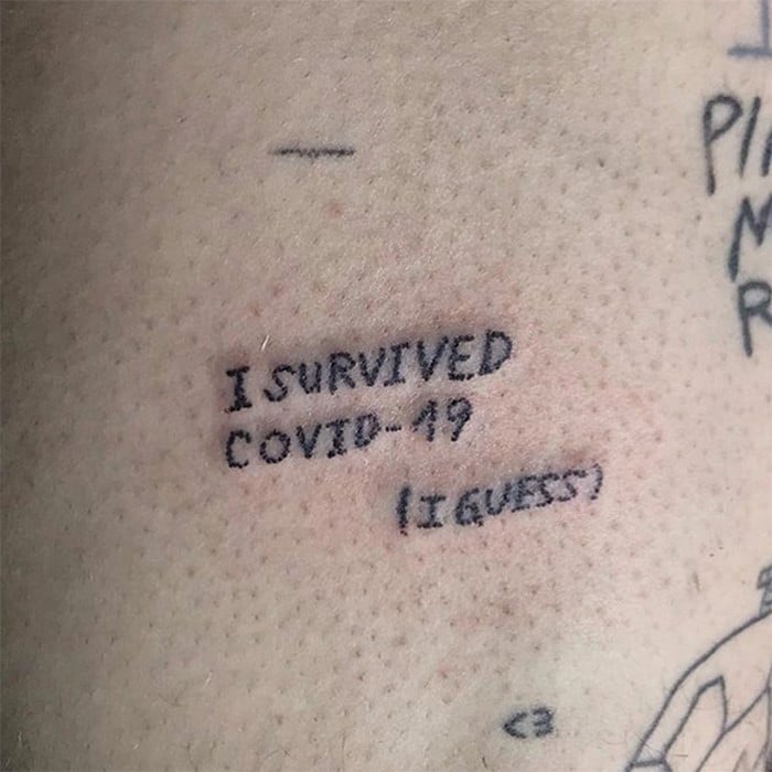 Algumas pessoas estão fazendo tatuagens inspiradas no covid-19 (21 fotos) 11