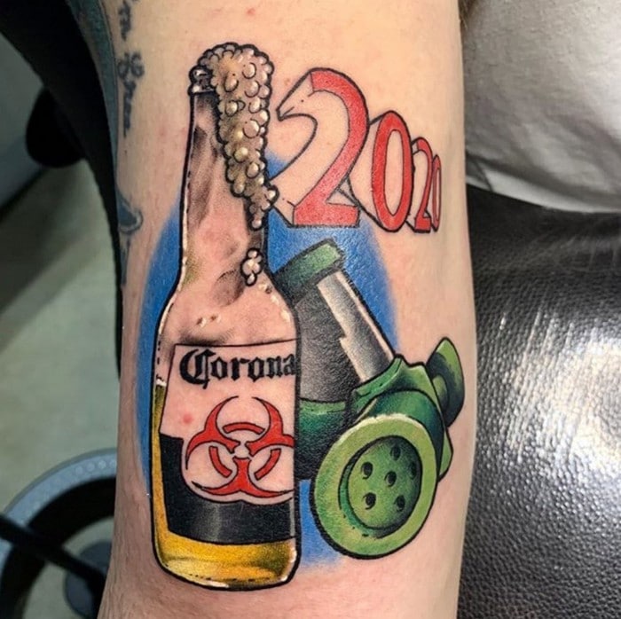 Algumas pessoas estão fazendo tatuagens inspiradas no covid-19 (21 fotos) 19