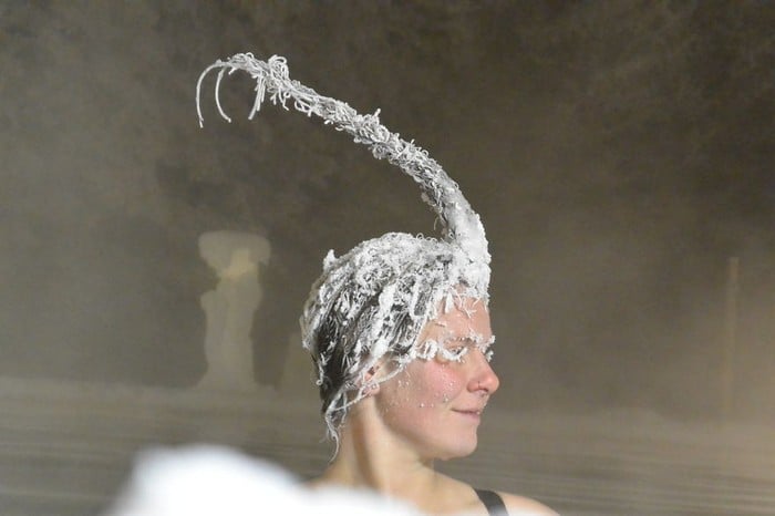 O Canadá tem uma competição anual de congelamento de cabelos e as fotos deste ano são loucas (35 fotos) 7