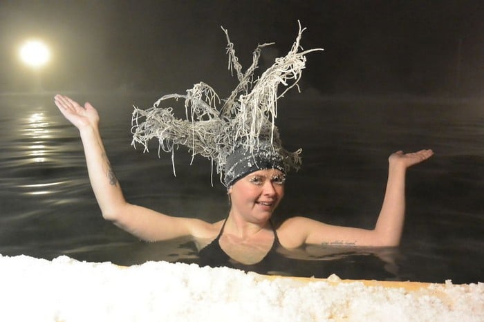 O Canadá tem uma competição anual de congelamento de cabelos e as fotos deste ano são loucas (35 fotos) 12