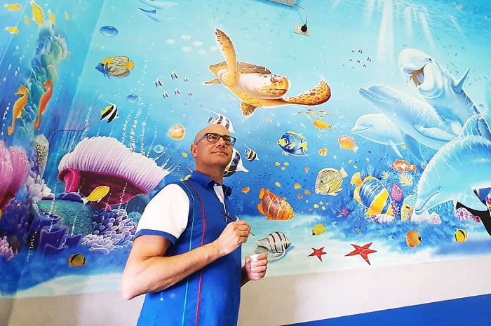 34 fotos de belos murais em hospitais do artista italiano que ajudam crianças e adultos 11