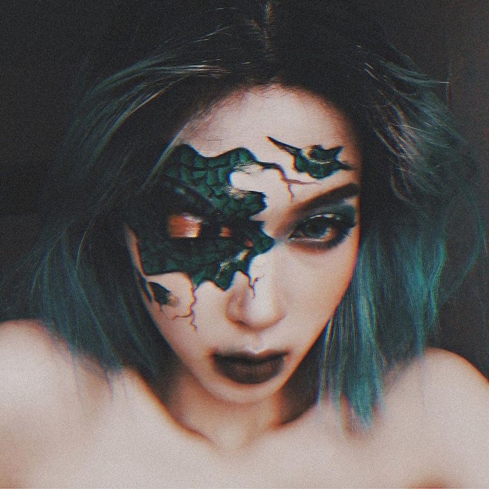 A maquiadora usa seu rosto e corpo como tela para criar ilusões de ótica alucinantes (25 fotos) 6