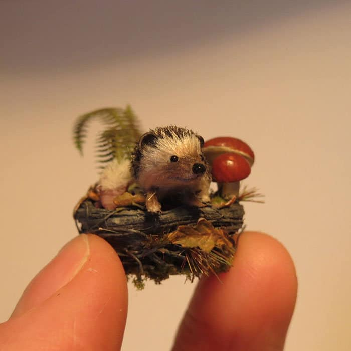 40 animais em miniatura criados pelo renomado artista Fanni Sandor 32