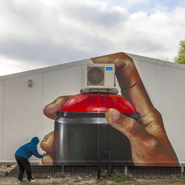 Artista sul-africano pinta grafites incríveis que interagem com o ambiente (32 fotos) 24