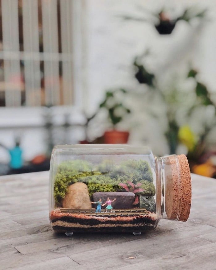 Artistas criam mundos minúsculos em recipientes de vidro (42 fotos) 11
