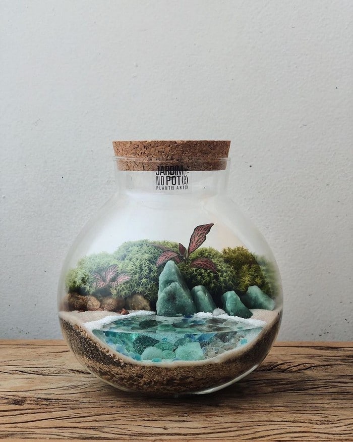 Artistas criam mundos minúsculos em recipientes de vidro (42 fotos) 13