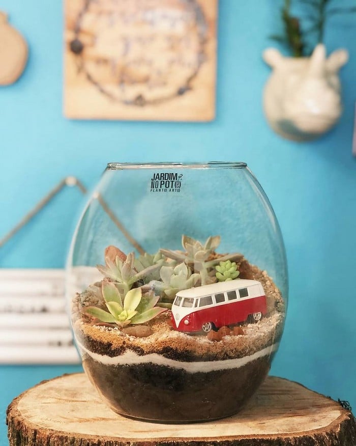 Artistas criam mundos minúsculos em recipientes de vidro (42 fotos) 42