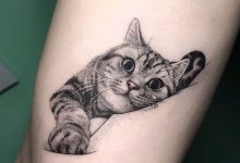 45 pessoas que fizeram tatuagens absolutamente incríveis de gatos 9