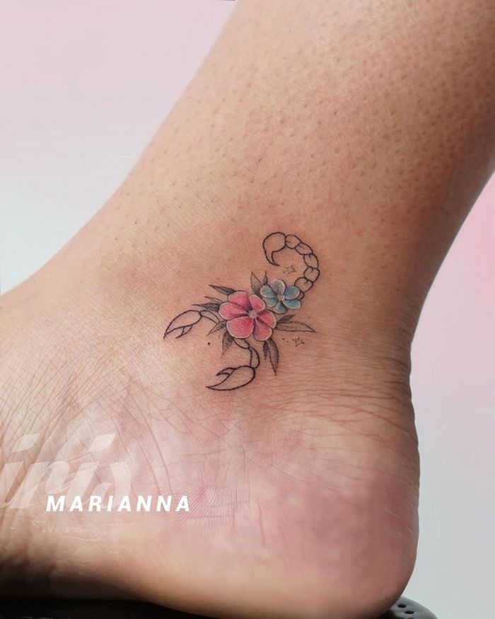 49 tatuagens pequenas para tornozelos que vão te encantar: são discretas e lindas! 49