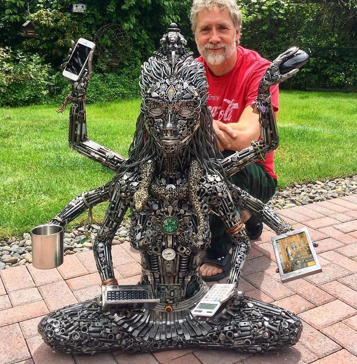 Artista americano traz materiais reciclados de volta à vida, aqui estão 42 de suas esculturas incríveis 29