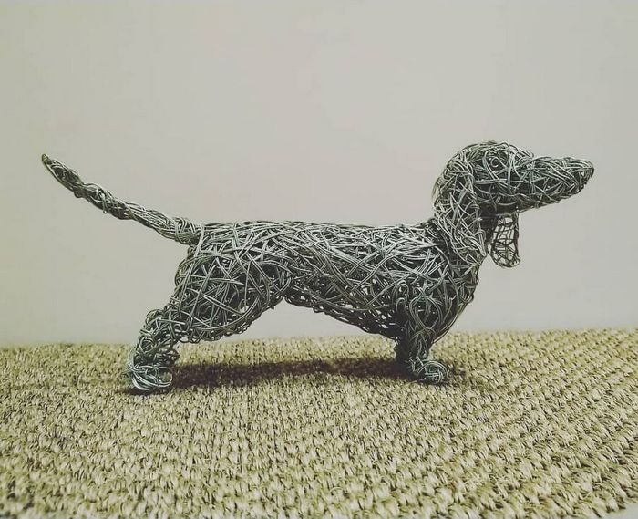 Este artista de Norfolk faz esculturas de animais incríveis com arame 10