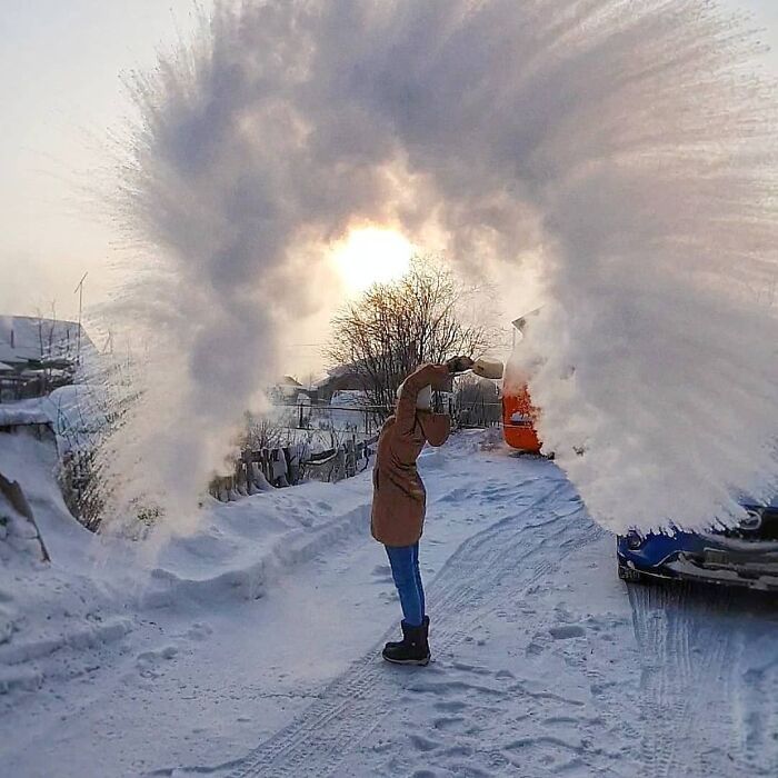 30 fotos que mostram o quão insuportável está o frio na Rússia agora 13