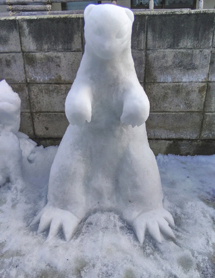 Usuário do Twitter cria esculturas de neve fascinantes e aqui estão 30 das mais legais 30