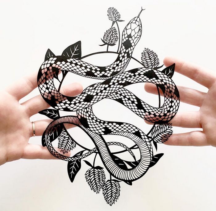 Artista faz obras de artes extremamente complexas com papel e bisturi 18