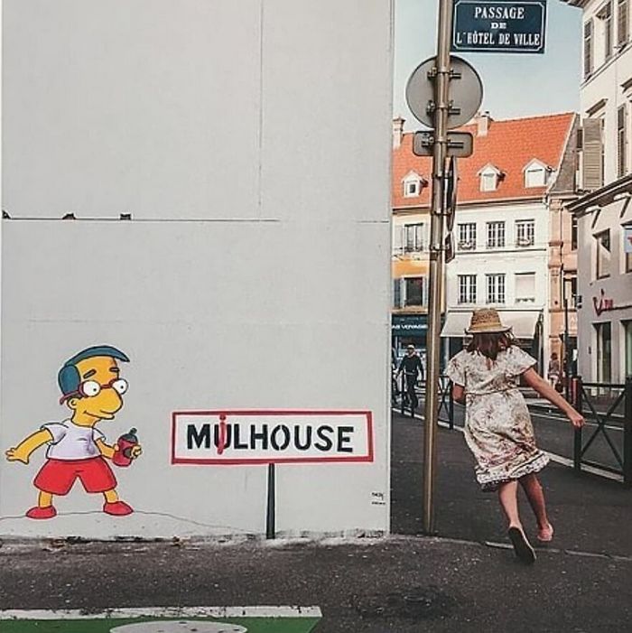 Artista francês cria arte humorística nas ruas de Paris 3