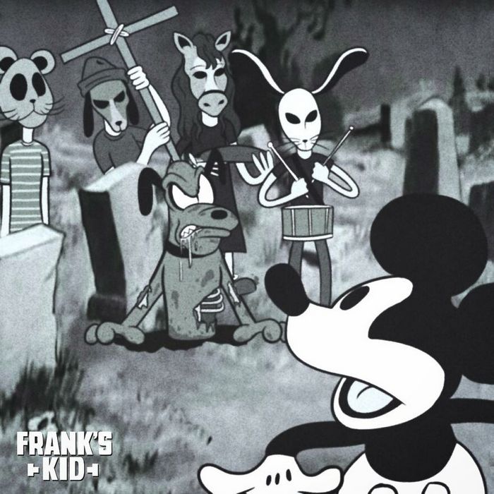 Mickey e Minnie encontram personagens de terror 11