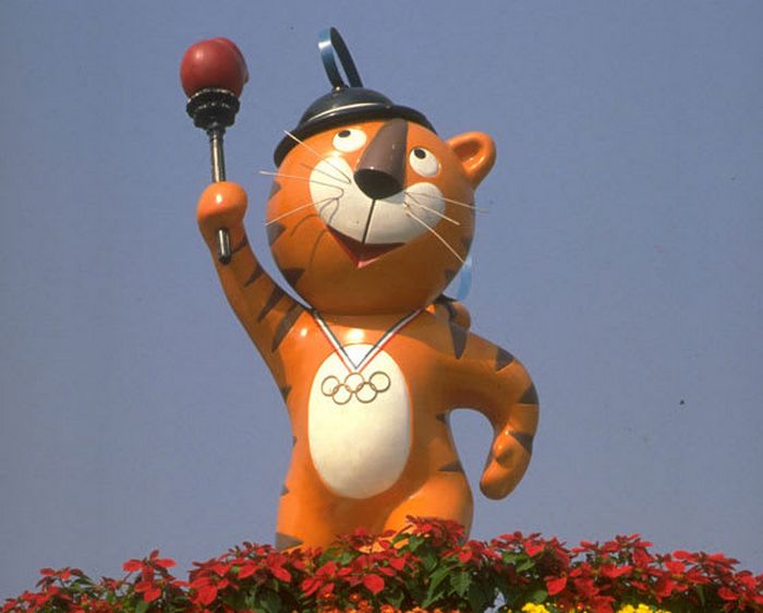 Você se lembra de quais Olimpíadas eram estes mascotes? 3