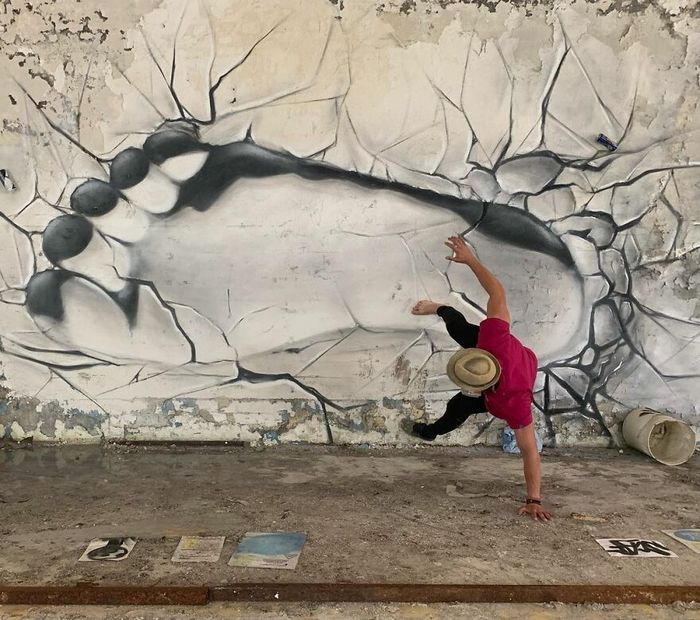 Artista de rua francês pinta graffiti de criaturas em 3D e não é para os fracos de coração (43 fotos) 37