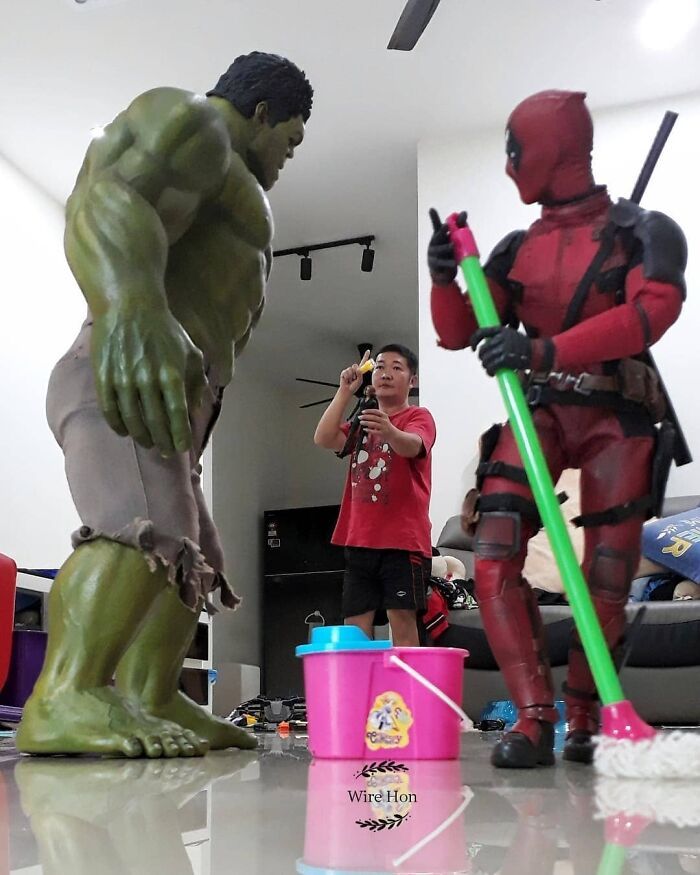 Este cara usa a perspectiva para criar cenas incríveis com bonecos de super-heróis (40 fotos) 30