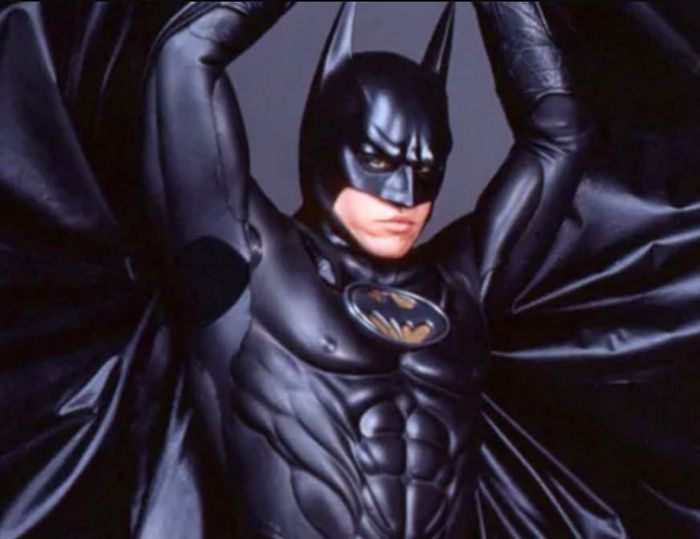 Tenta adivinhar qual é o filme do Batman pelo seu uniforme 10