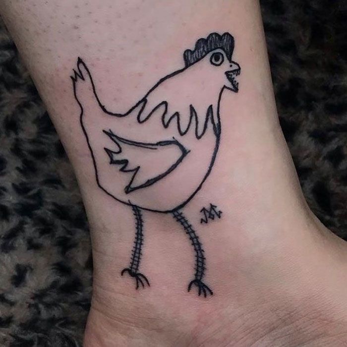 Esta tatuadora não consegue desenhar e é precisamente por isso que seus clientes a escolheram (32 fotos) 28