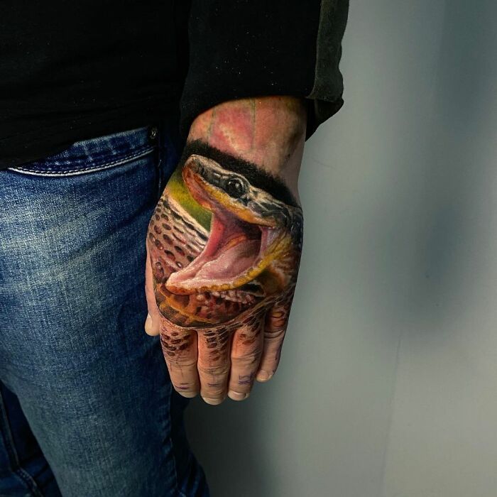 Artista faz tatuagens surpreendentemente realistas, e aqui estão suas 53 melhores 51