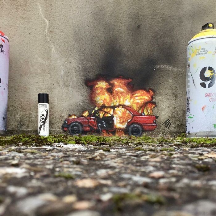Artista torna as ruas divertidas ao criar grafites que interagem com o ambiente (46 fotos) 26