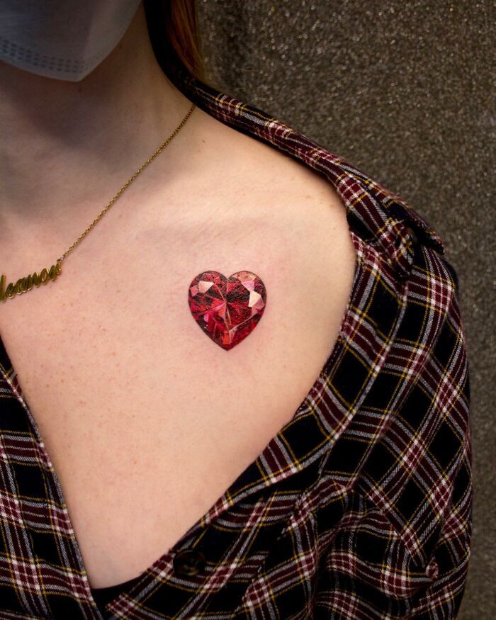 As pessoas vão a esta artista para fazer tatuagens de joias permanentes (40 fotos) 24