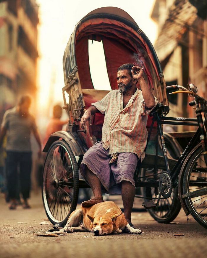 O lado tranquilo da vida urbana nas ruas estreitas do sul da Ásia (36 fotos) 5