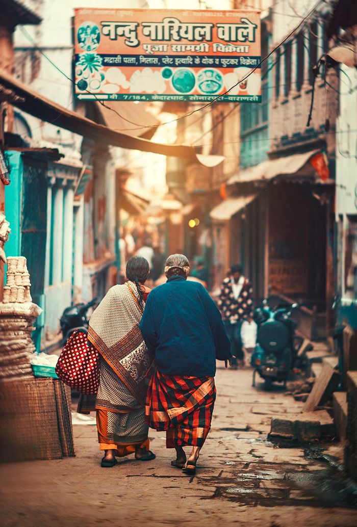 O lado tranquilo da vida urbana nas ruas estreitas do sul da Ásia (36 fotos) 27