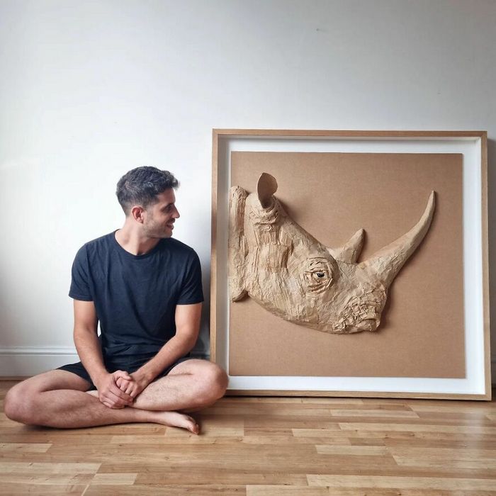 Artista transforma papelão e outros materiais descartados em impressionantes esculturas realistas de animais (22 fotos) 15